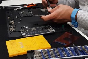 Repairing a liquid damaged phone