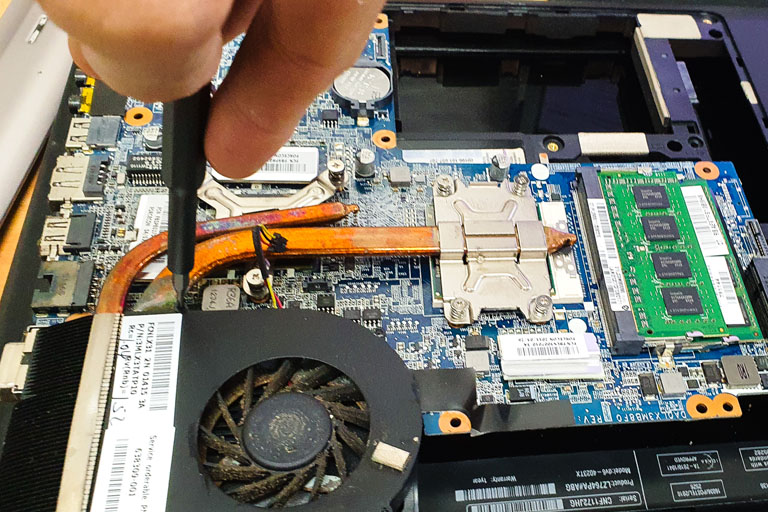 Repairing a laptop with Water Damage